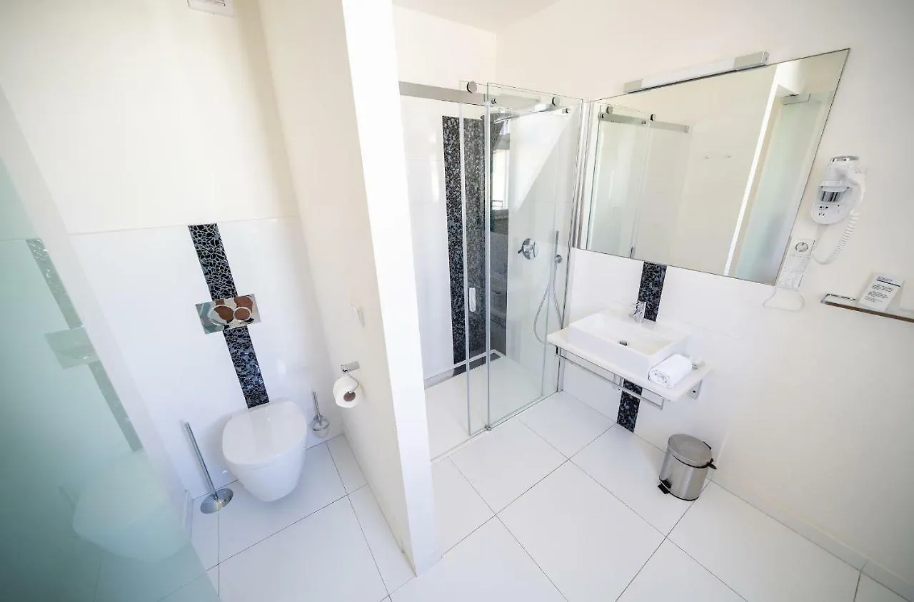 Luxurious Woodrow Wilson Apt In Prague Centre Czech Republic